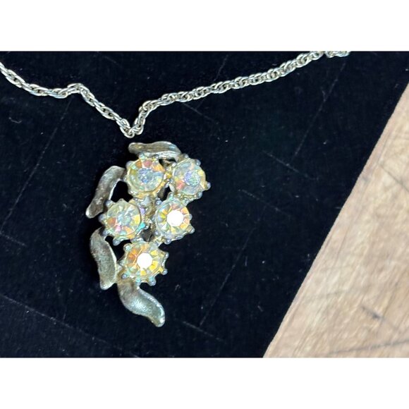 Vintage Jewelry Lot With Necklaces (Monet) Bracelets Earrings & Brooches Mixed M - Picture 8 of 16